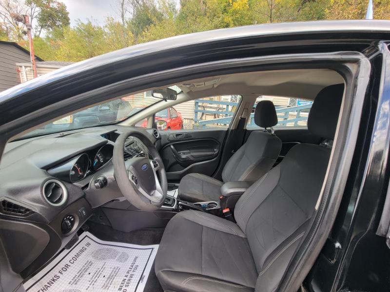 Ford Fiesta SE Sedan 2017 Ford Fiesta SE Sedan 2017