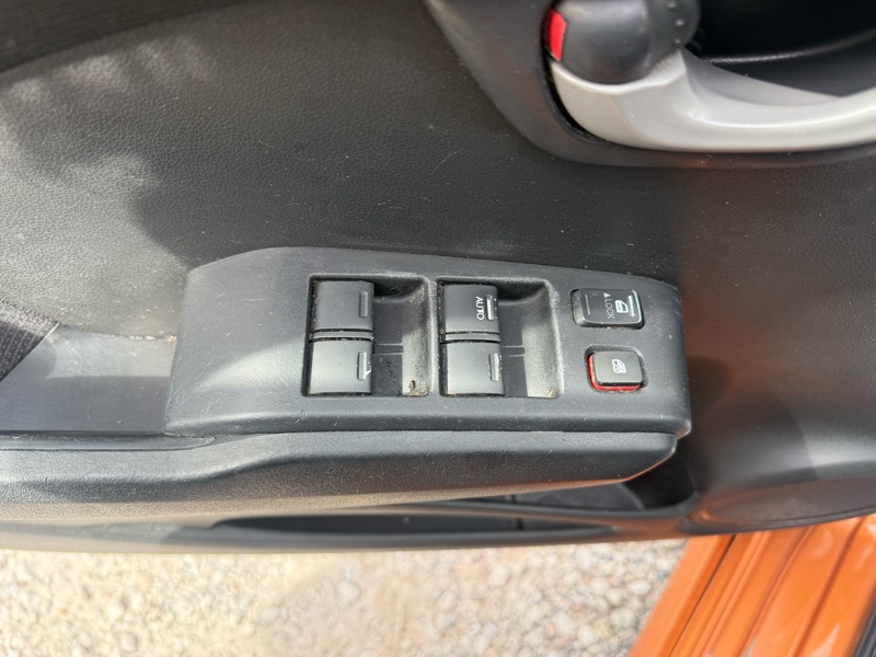 Honda Fit Sport 5-Speed AT 2011 Honda Fit Sport 5-Speed AT 2011