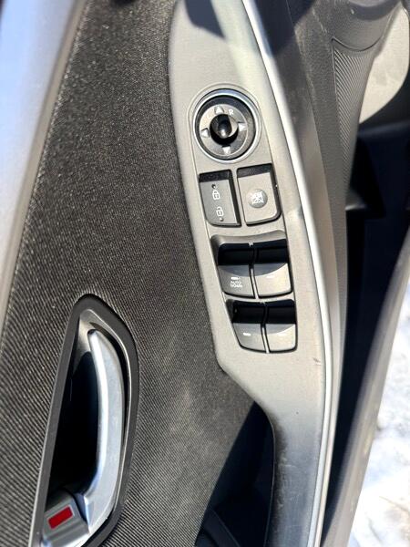 Hyundai Elantra GT A/T 2013