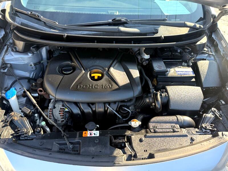 Hyundai Elantra GT A/T 2013