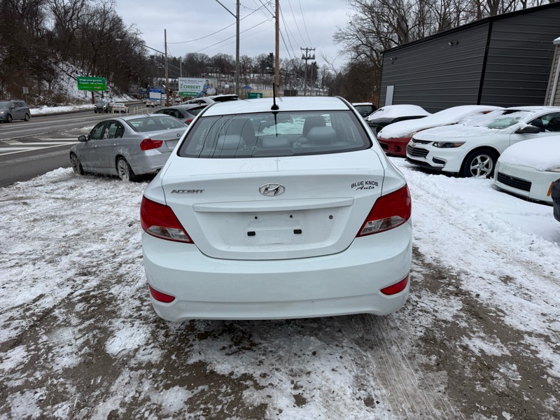 Hyundai Accent GLS 4-Door 6A 2015