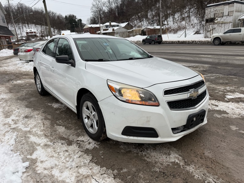 Chevrolet Malibu LS 2013