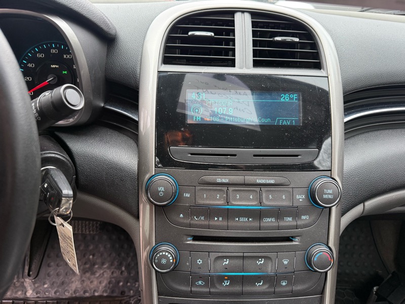 Chevrolet Malibu LS 2013