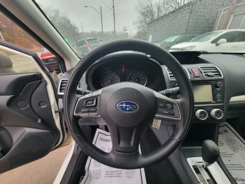 Subaru Impreza 2.0i PZEV CVT 5-Door 2015