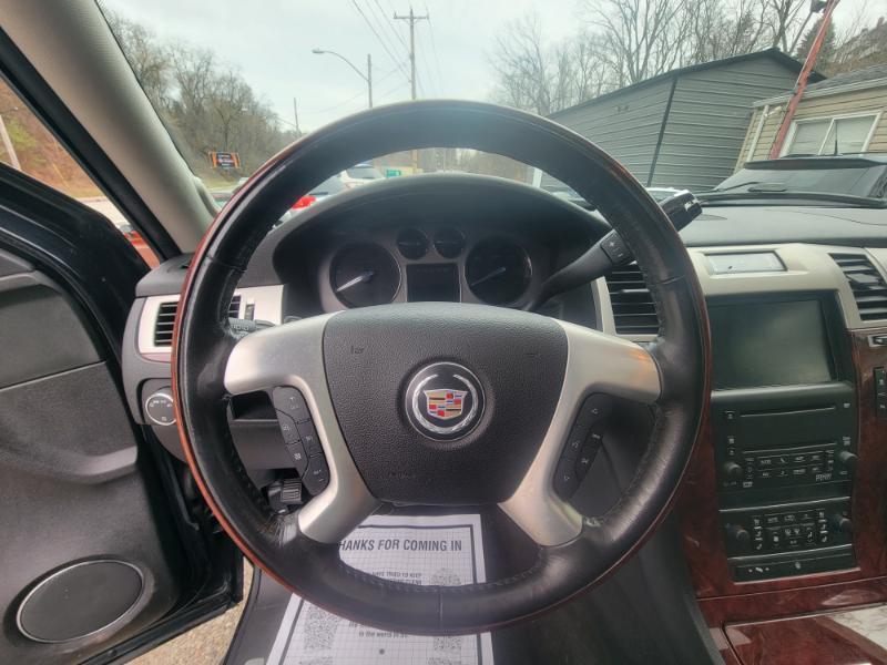 Cadillac Escalade AWD 2008