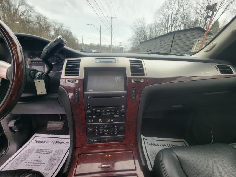 Cadillac Escalade AWD 2008