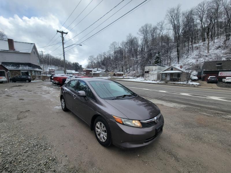 Honda Civic LX Sedan 5-Speed AT 2012