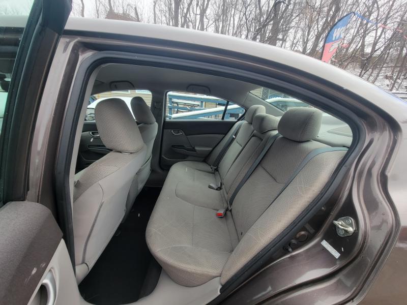 Honda Civic LX Sedan 5-Speed AT 2012