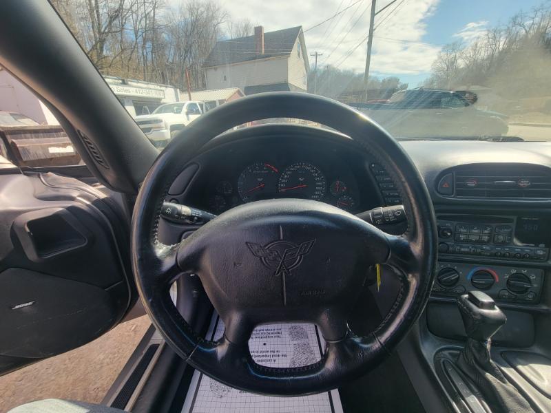 Chevrolet Corvette Coupe 2001