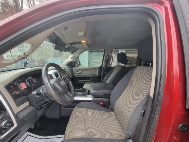 RAM 1500 SLT Crew Cab 4WD 2012