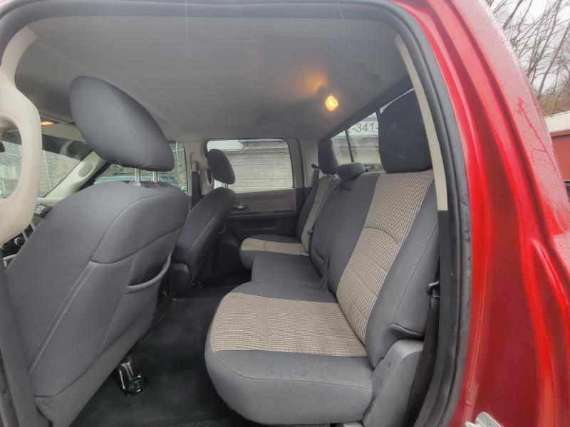 RAM 1500 SLT Crew Cab 4WD 2012