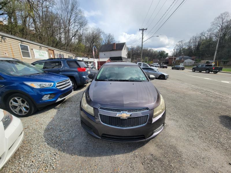 Chevrolet Cruze 2LS 2011
