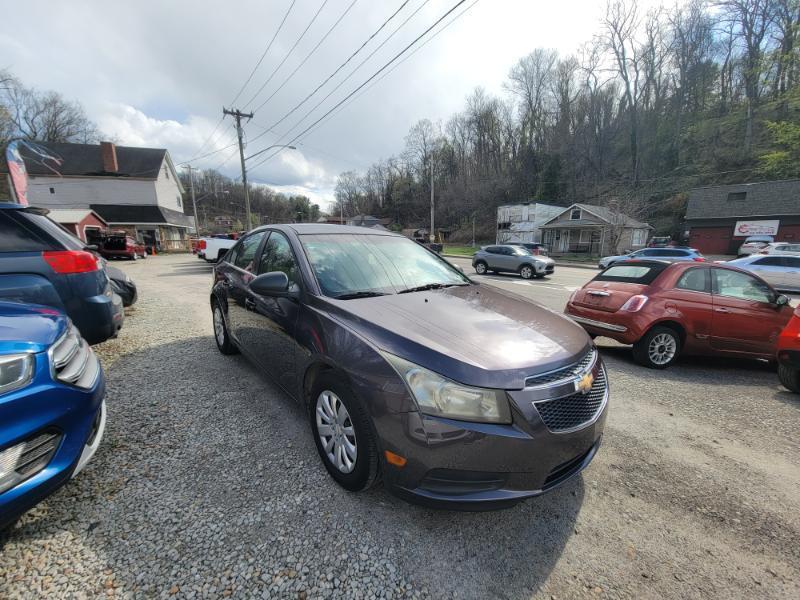Chevrolet Cruze 2LS 2011