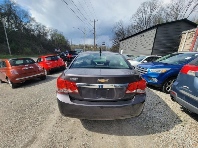 Chevrolet Cruze 2LS 2011