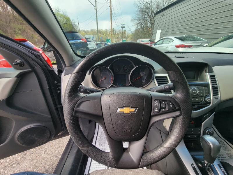 Chevrolet Cruze 2LS 2011