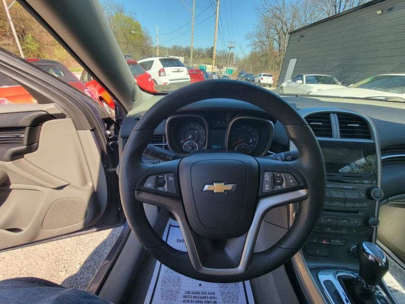 Chevrolet Malibu LS 2013