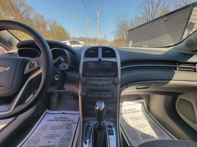 Chevrolet Malibu LS 2013