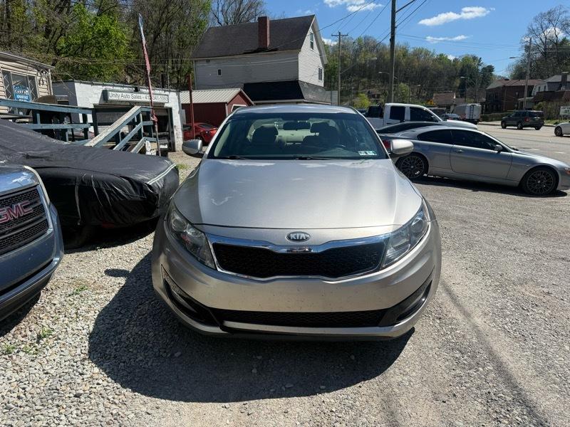 Kia Optima LX MT 2013