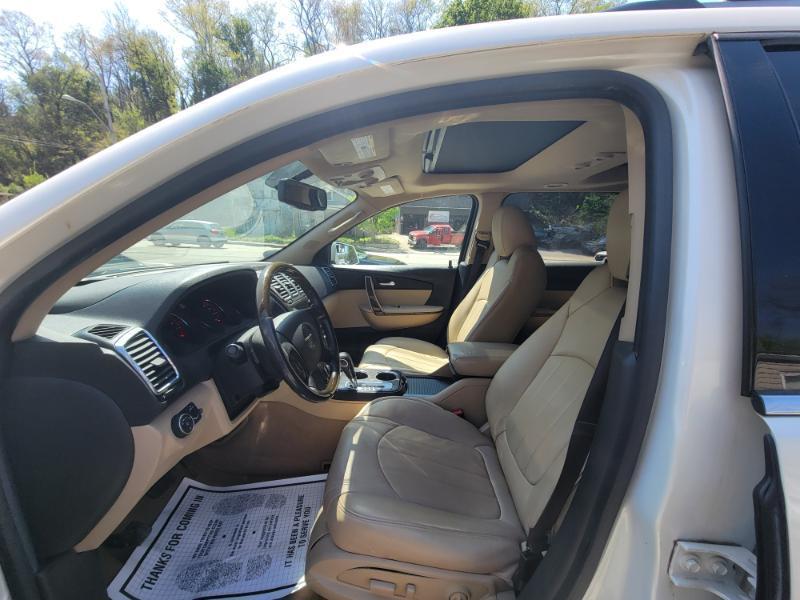 GMC Acadia Denali AWD 2011