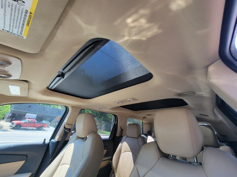 GMC Acadia Denali AWD 2011