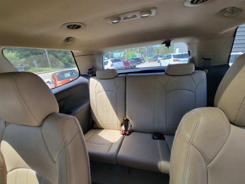 GMC Acadia Denali AWD 2011