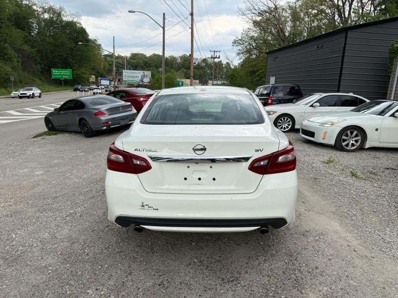 Nissan Altima 2.5 SV 2018