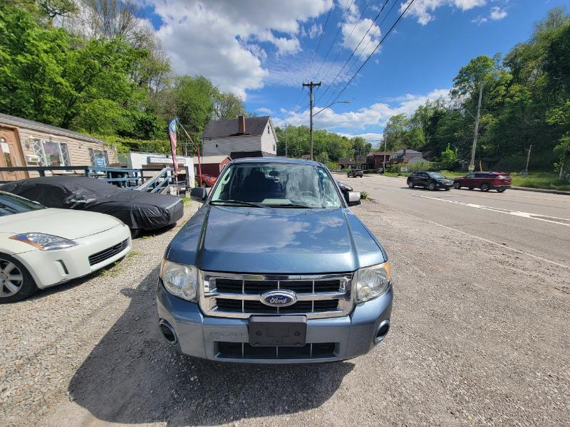 Ford Escape XLS FWD 2010