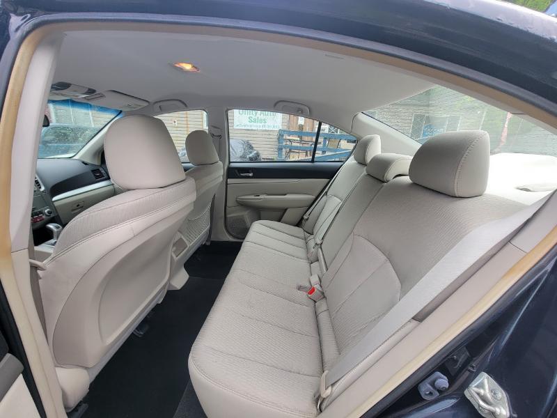 Subaru Legacy 2.5i Premium 2012
