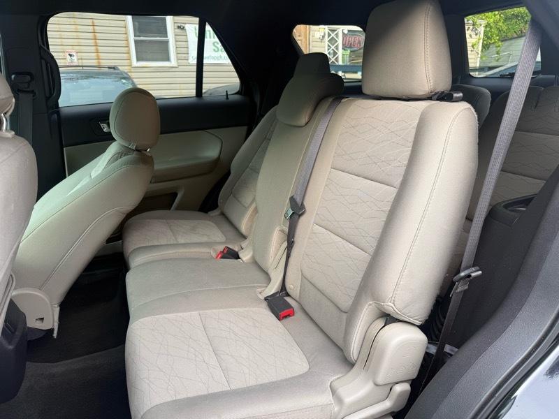 Ford Explorer Base 4WD 2014