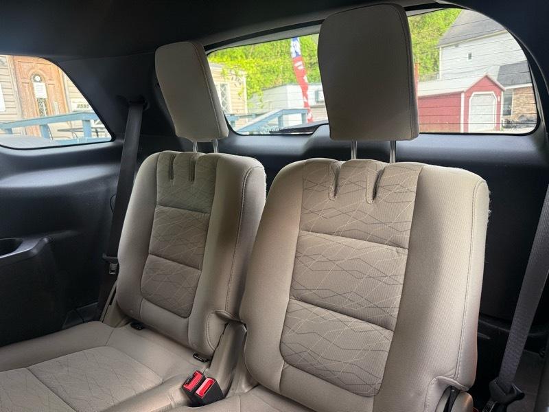 Ford Explorer Base 4WD 2014