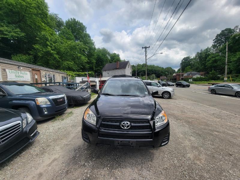 Toyota RAV4 4-Door 4WD 2011