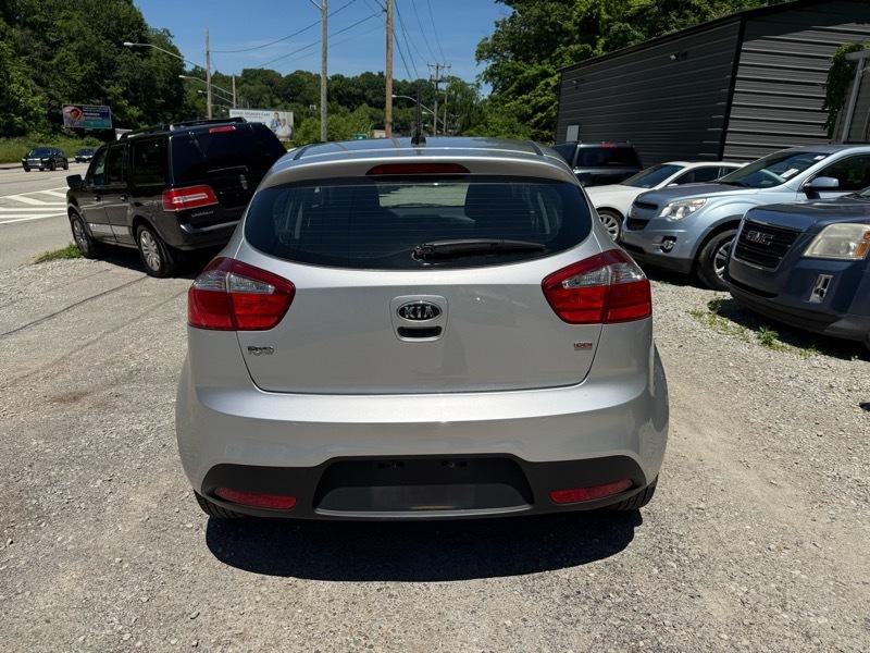 Kia Rio5 LX 2013