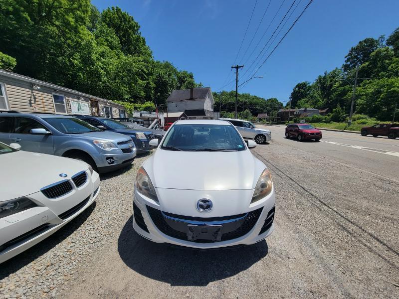 Mazda MAZDA3 i Touring 4-door 2010