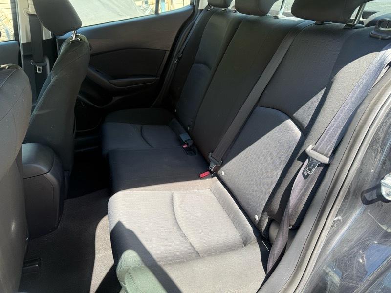 Mazda MAZDA3 i Sport AT 4-Door 2015