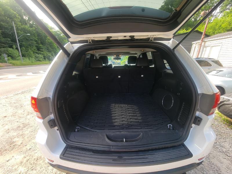 Jeep Grand Cherokee Laredo 4WD 2013