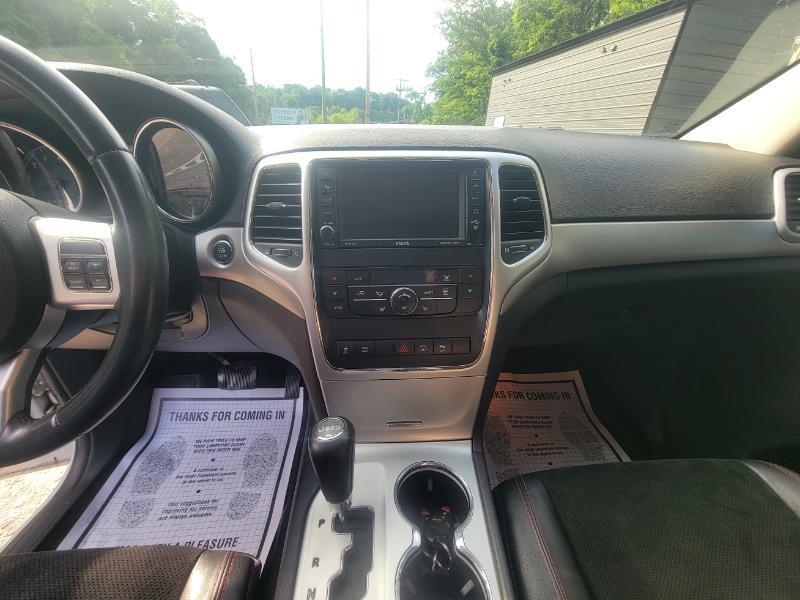Jeep Grand Cherokee Laredo 4WD 2013