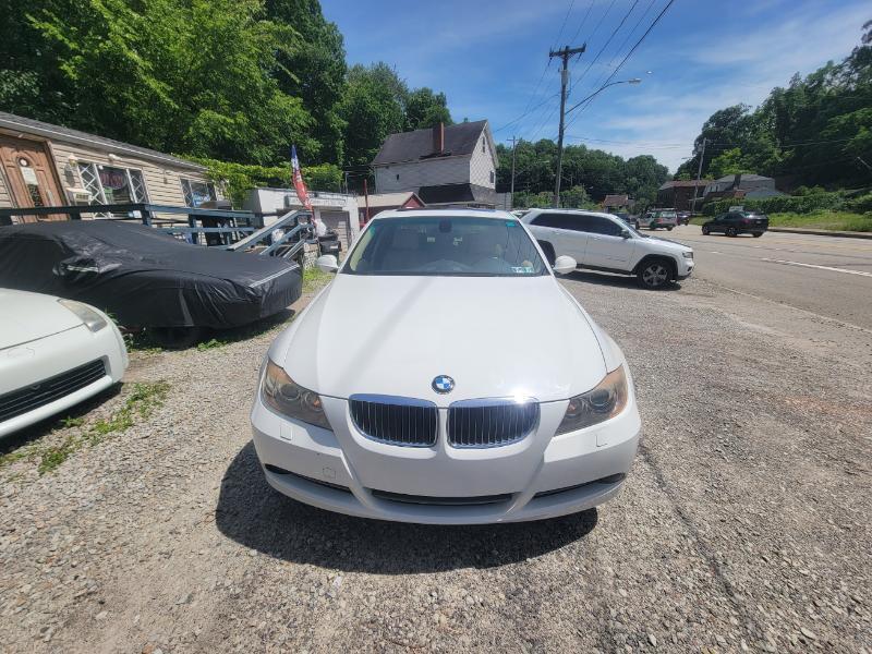 BMW 3-Series 330xi Sedan 2006