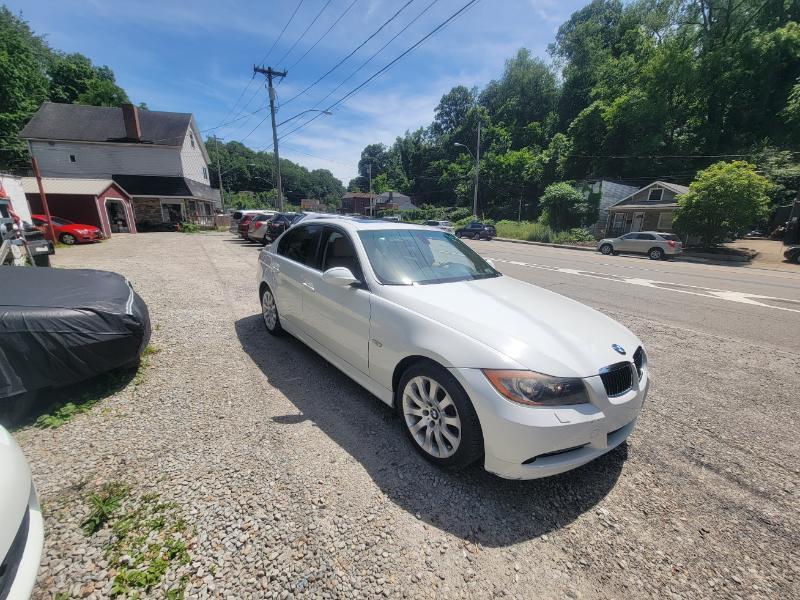BMW 3-Series 330xi Sedan 2006