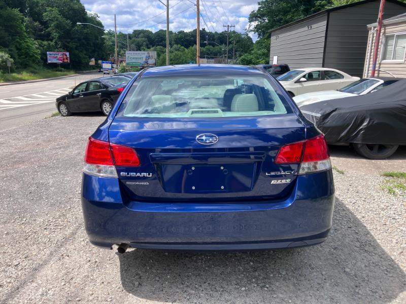 Subaru Legacy 2.5i Premium 2011