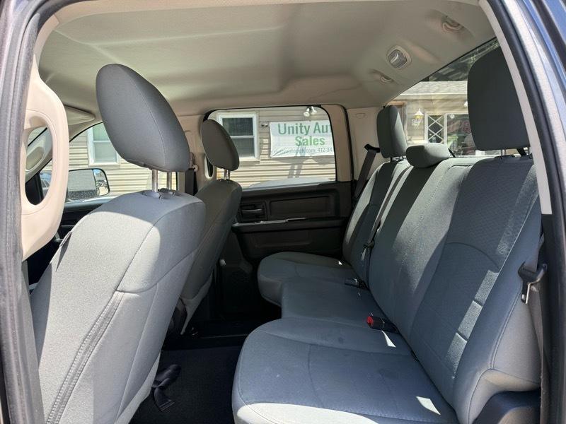 RAM 1500 Tradesman Crew Cab SWB 4WD 2015