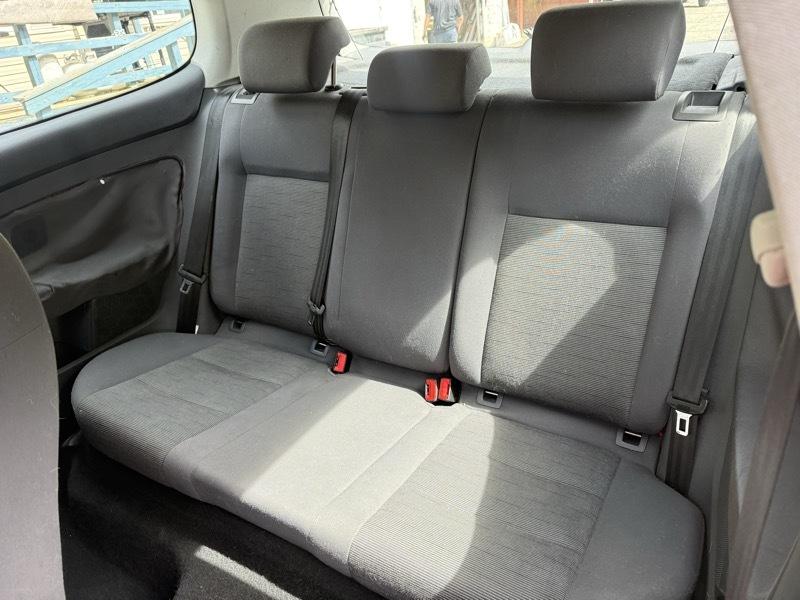 Volkswagen Rabbit 2-Door 2007