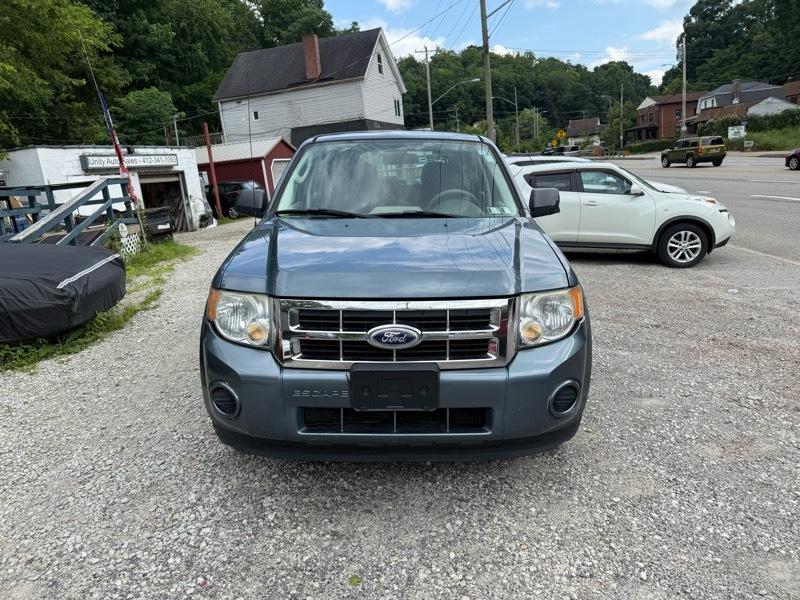 Ford Escape XLS FWD 2010