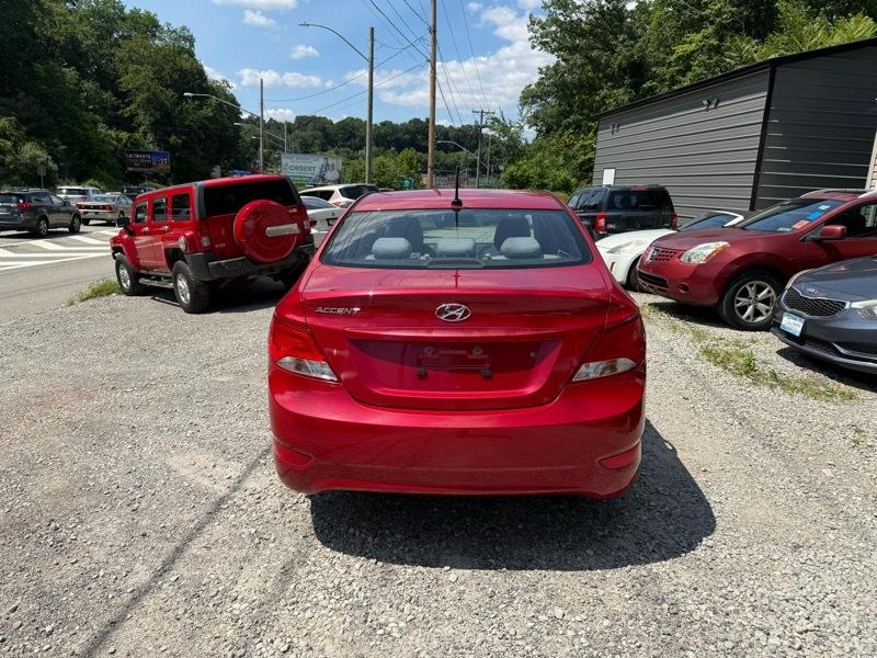 Hyundai Accent SE 4-Door 6A 2016