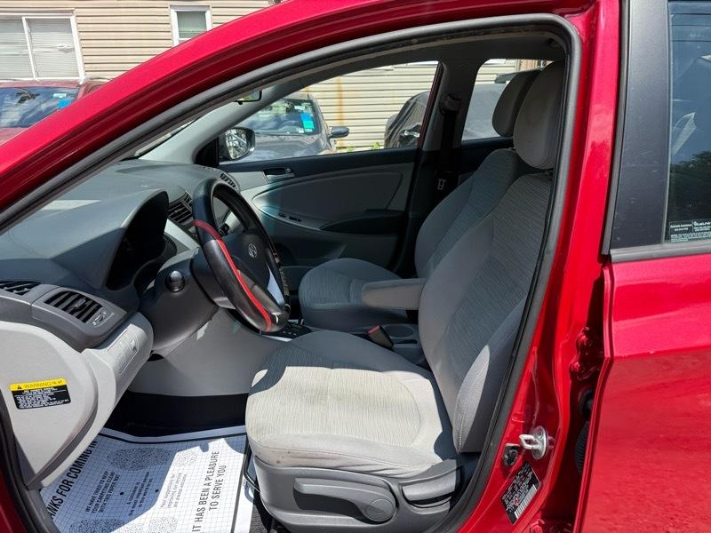 Hyundai Accent SE 4-Door 6A 2016