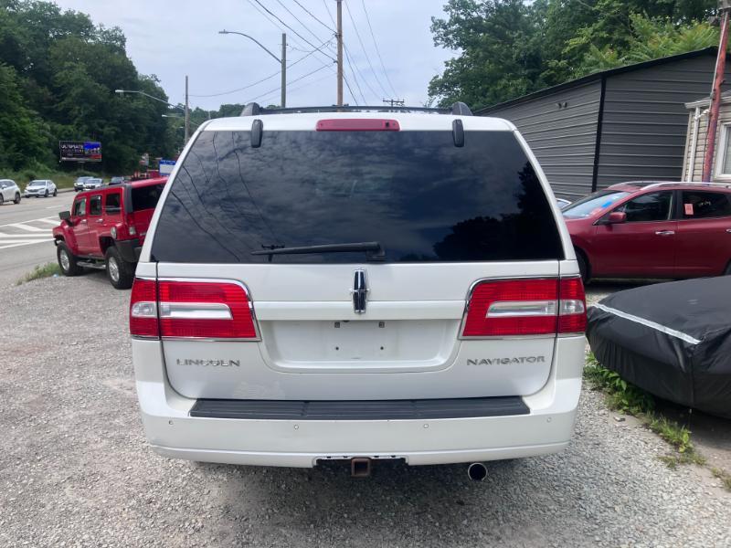 Lincoln Navigator L 4WD 2012