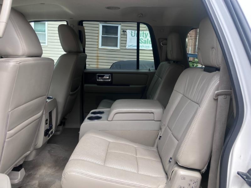 Lincoln Navigator L 4WD 2012