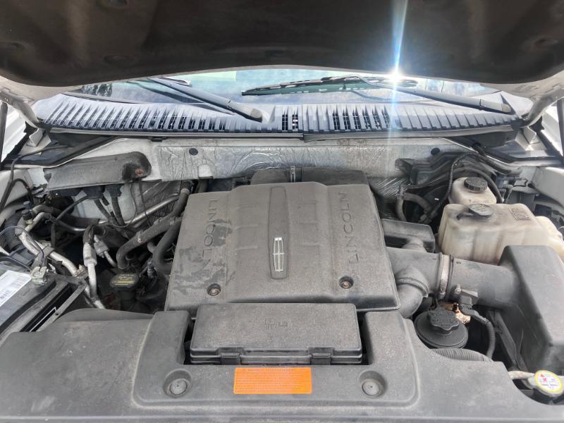 Lincoln Navigator L 4WD 2012