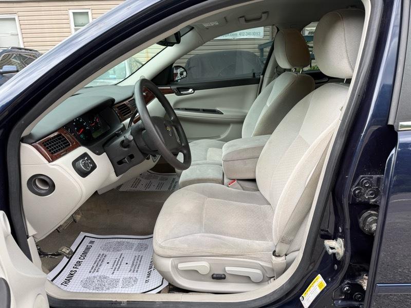 Chevrolet Impala LS 2011