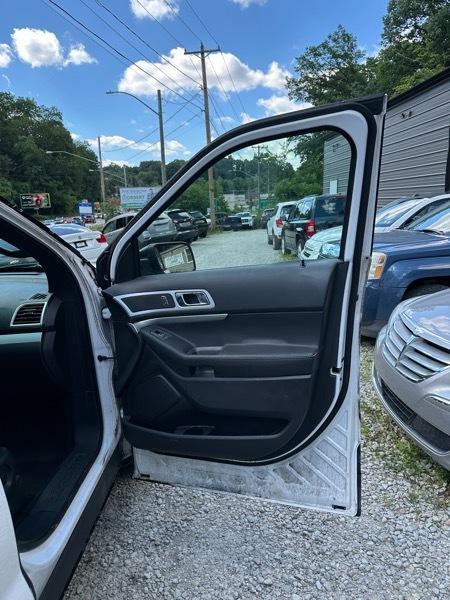 Ford Explorer XLT 4WD 2015