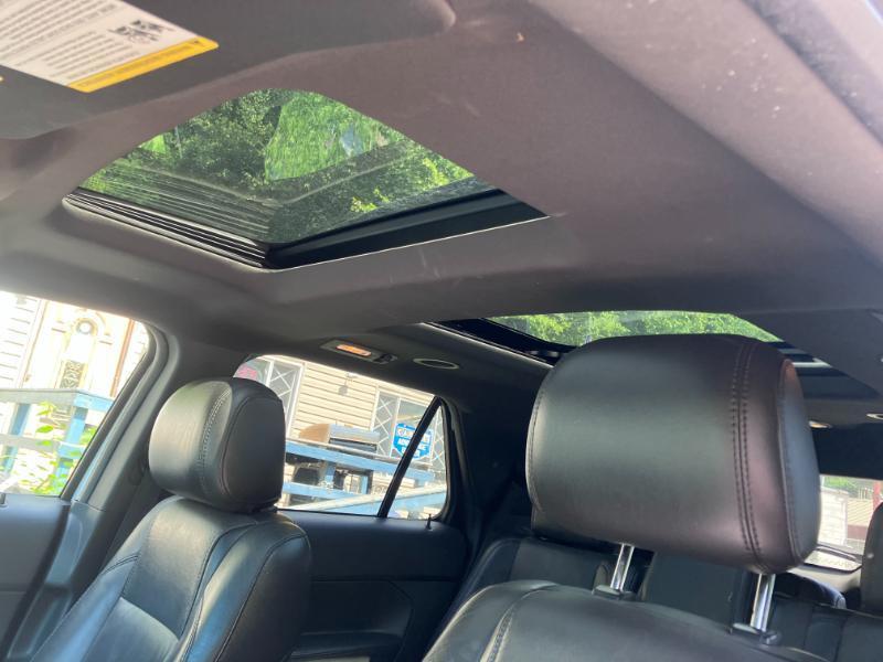 Ford Explorer XLT 4WD 2015